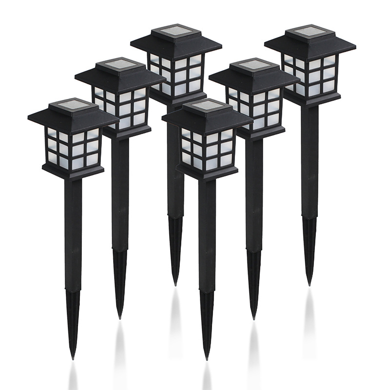 House-shaped solar lawn light — product information 7